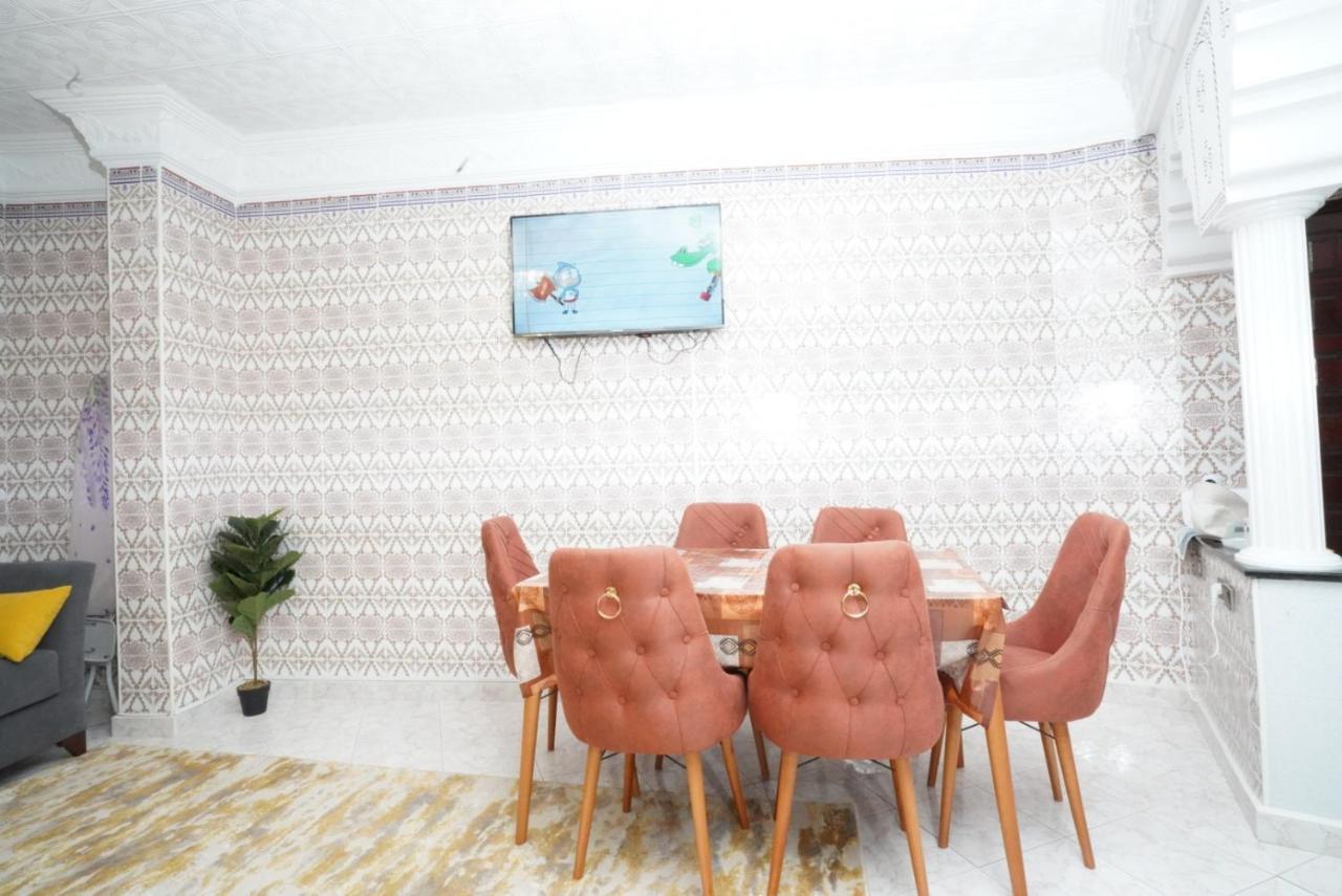 Apartment Oumnia 1 - City Center Tanger Exteriör bild